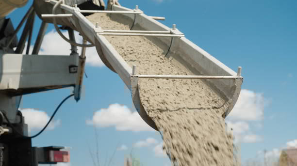 Best Local Concrete Companies  in Lynnville, IN